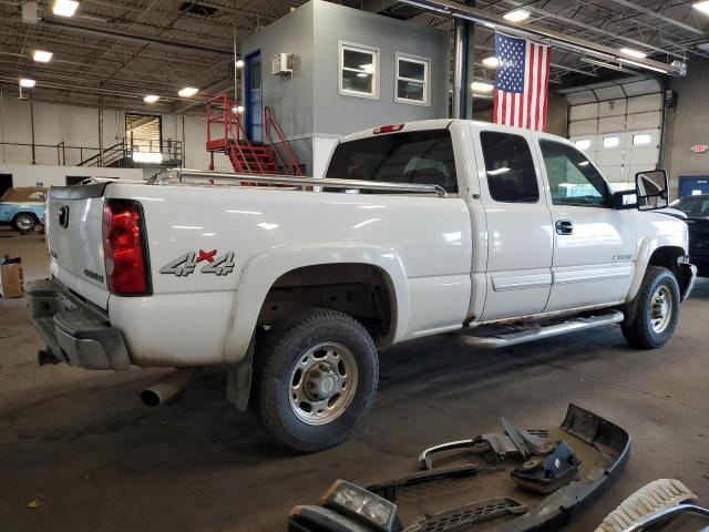 Photo 3 from auction – 2005 CHEVROLET SILVERADO with VIN 1GCHK29UX5E143756