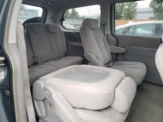 Photo 11 from auction – 2007 HYUNDAI ENTOURAGE with VIN KNDMC233776042358