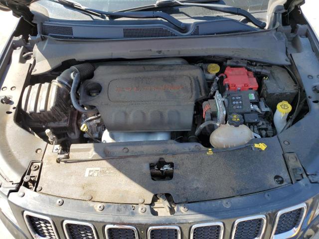 Снимка 12 от търг – 2019 JEEP COMPASS LA с VIN 3C4NJDBB9KT684139