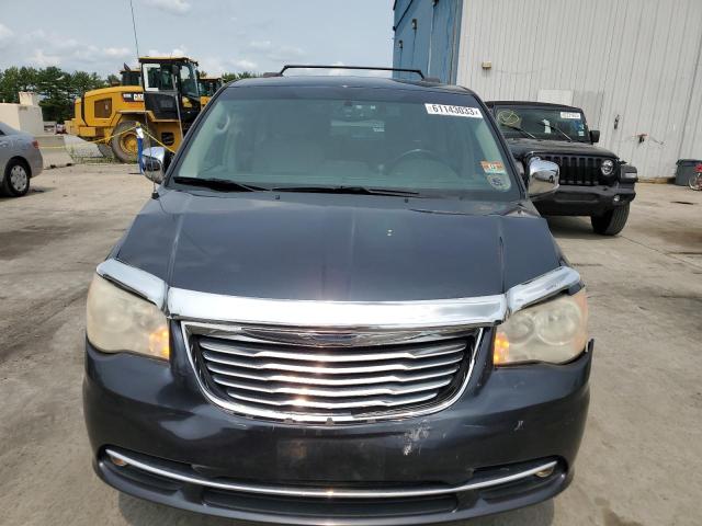 Photo 5 from auction – 2013 CHRYSLER TOWN & COU with VIN 2C4RC1CG4DR777631