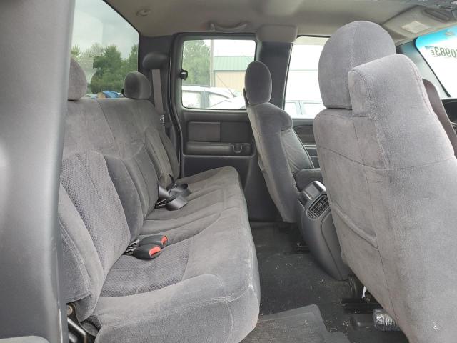 Photo 10 from auction – 2002 CHEVROLET SILVERADO with VIN 2GCEK19T121135630