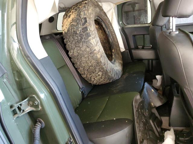 Photo 11 from auction – 2011 TOYOTA FJ CRUISER with VIN JTEBU4BF2BK105602