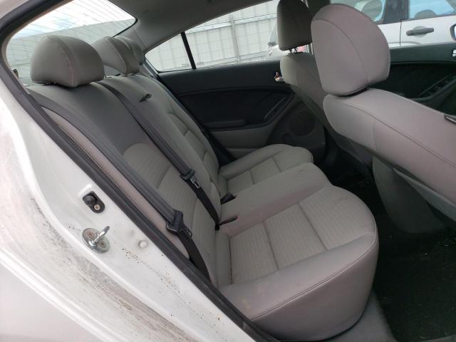 Photo 10 from auction – 2016 KIA FORTE LX with VIN KNAFX4A63G5592553