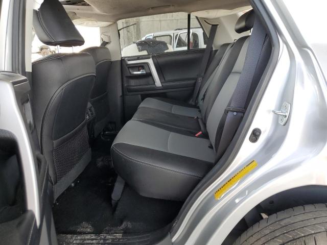 Photo 11 from auction – 2017 TOYOTA 4RUNNER SR with VIN JTEZU5JR3H5150281