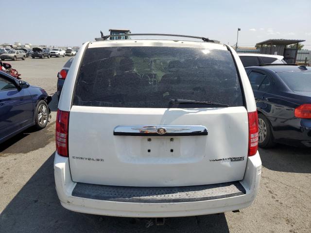 Photo 6 from auction – 2010 CHRYSLER TOWN & COU with VIN 2A4RR5D17AR492072