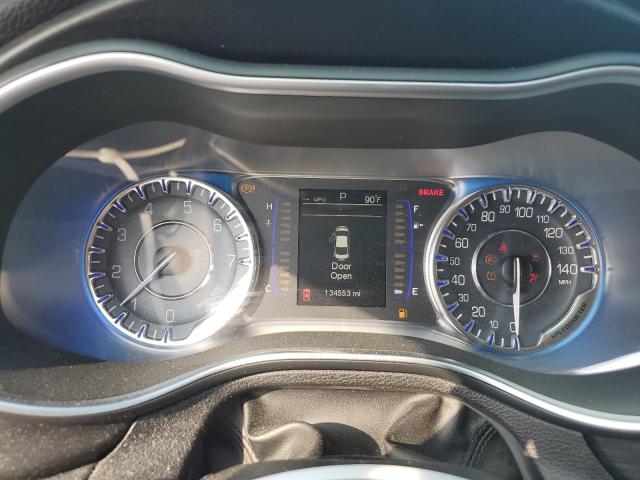 Photo 9 from auction – 2015 CHRYSLER 200 LIMITE with VIN 1C3CCCAB9FN621372