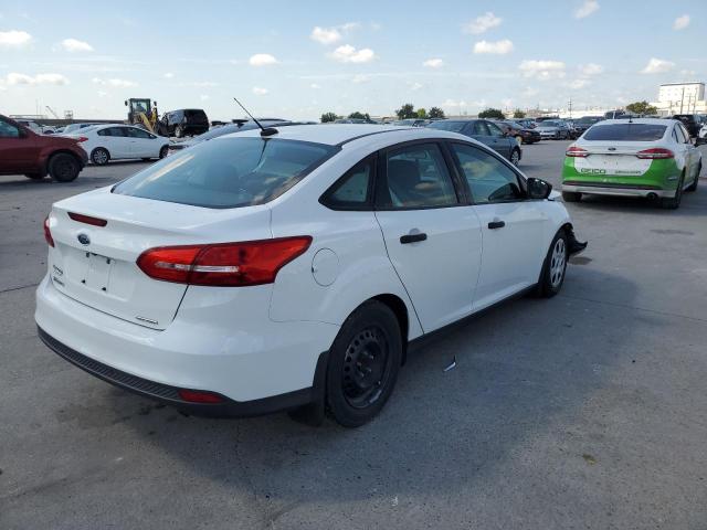 Photo 3 from auction – 2015 FORD FOCUS S with VIN 1FADP3E24FL311503