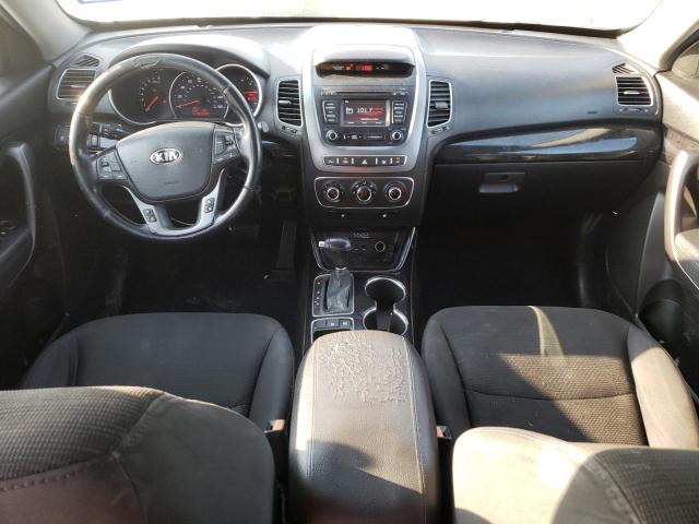 Photo 8 from auction – 2015 KIA SORENTO LX with VIN 5XYKT4A67FG655012