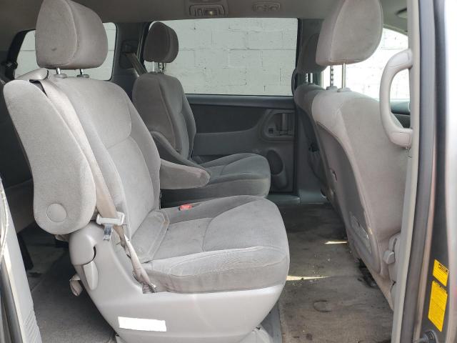 Photo 11 from auction – 2005 TOYOTA SIENNA CE with VIN 5TDZA23C75S308647