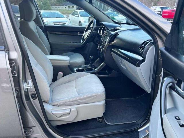 Photo 5 from auction – 2011 KIA SORENTO BA with VIN 5XYKTDA18BG153236