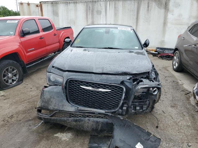 Photo 5 from auction – 2019 CHRYSLER 300 S with VIN 2C3CCAGG1KH586367