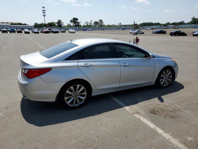 Photo 3 from auction – 2013 HYUNDAI SONATA SE with VIN 5NPEC4AC6DH590002