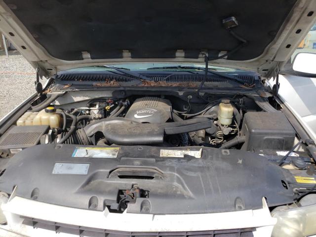 Photo 12 from auction – 2001 CHEVROLET SUBURBAN K with VIN 3GNFK16TX1G276198