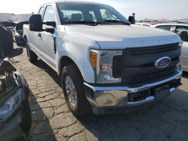 Photo 4 from auction – 2017 FORD F250 SUPER with VIN 1FT7X2A67HEC15561