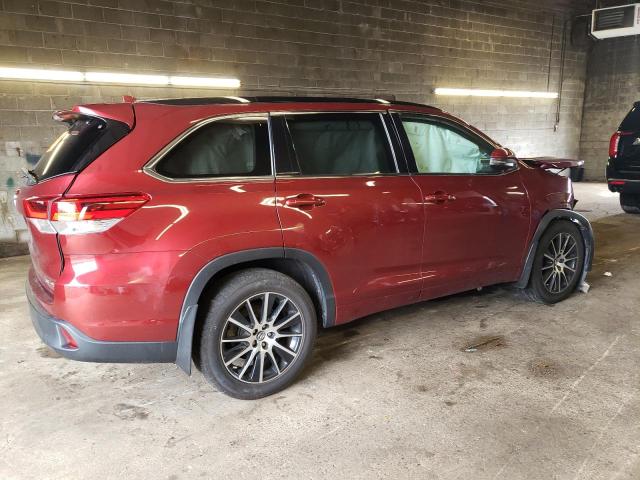 Photo 3 from auction – 2018 TOYOTA HIGHLANDER with VIN 5TDJZRFHXJS852320