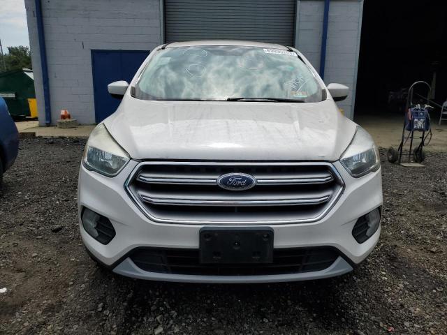 Photo 5 from auction – 2017 FORD ESCAPE SE with VIN 1FMCU9GD6HUC53645