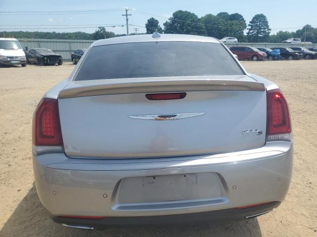 Снимка 6 от търг – 2018 CHRYSLER 300 S с VIN 2C3CCABG2JH245033