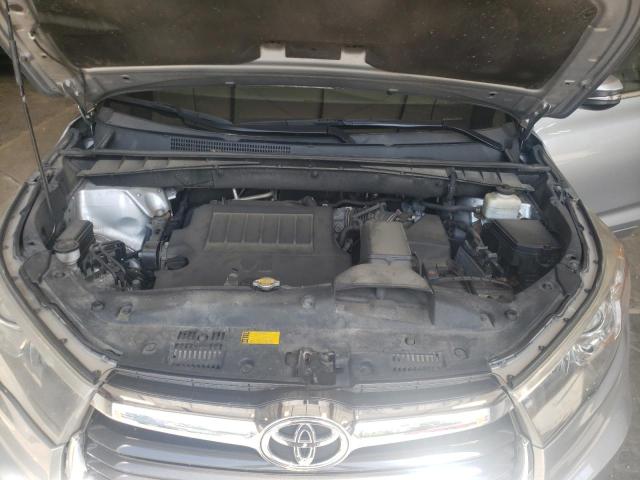 Photo 12 from auction – 2015 TOYOTA HIGHLANDER with VIN 5TDJKRFH3FS098009