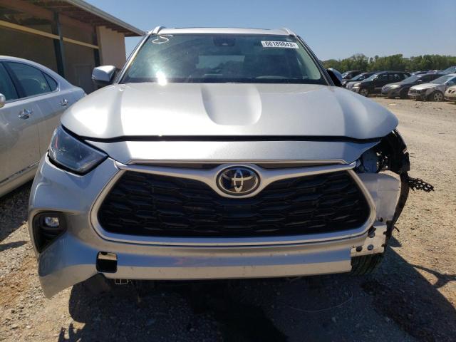 Photo 5 from auction – 2022 TOYOTA HIGHLANDER with VIN 5TDGZRAH7NS117415