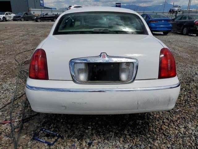 Photo 6 from auction – 2001 LINCOLN TOWN CAR E with VIN 1LNHM81W21Y706717
