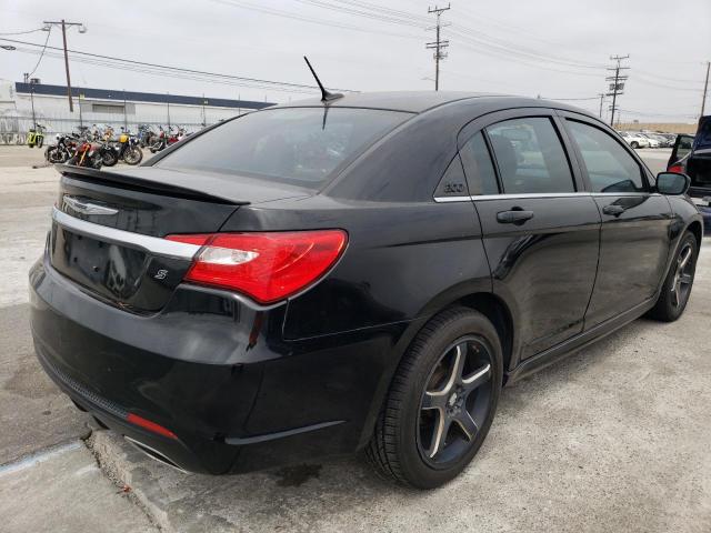 Photo 3 from auction – 2013 CHRYSLER 200 LIMITE with VIN 1C3CCBCG8DN754754