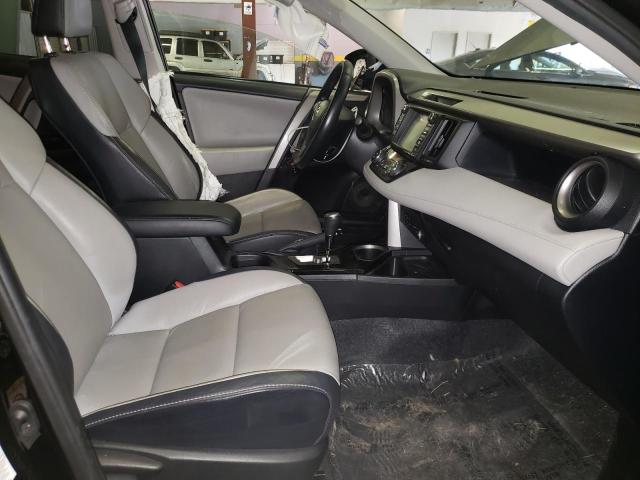 Photo 7 from auction – 2018 TOYOTA RAV4 LIMIT with VIN 2T3YFREV2JW504010