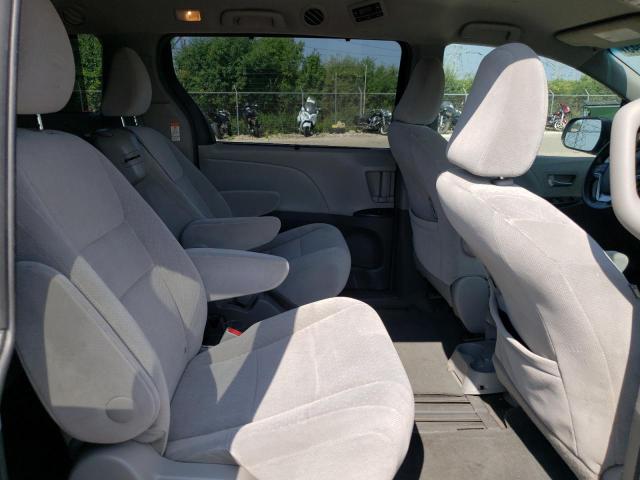 Photo 11 from auction – 2015 TOYOTA SIENNA LE with VIN 5TDKK3DC9FS595638
