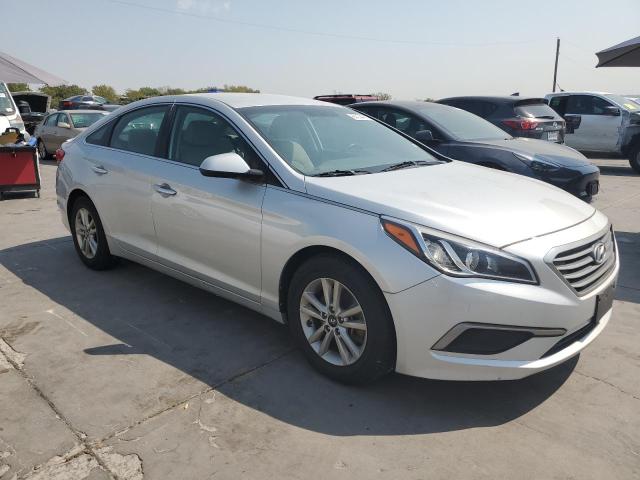Photo 4 from auction – 2016 HYUNDAI SONATA SE with VIN 5NPE24AF3GH358670