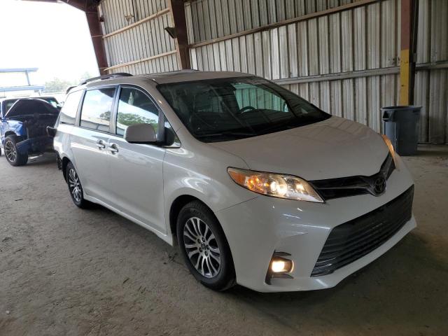 Photo 4 from auction – 2018 TOYOTA SIENNA XLE with VIN 5TDYZ3DC7JS927073