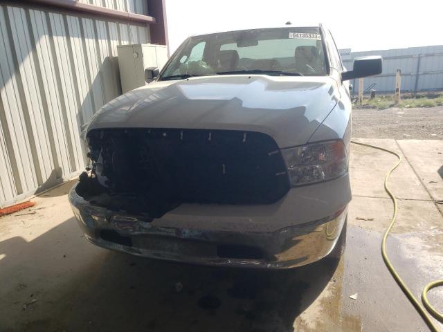 صورة رقم 5 من المزاد - 2022 RAM 1500 CLASS مع VIN 3C6JR6DG7NG374426