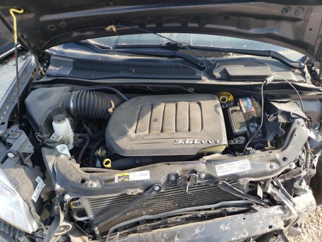 Photo 11 from auction – 2016 CHRYSLER TOWN & COU with VIN 2C4RC1JGXGR199588