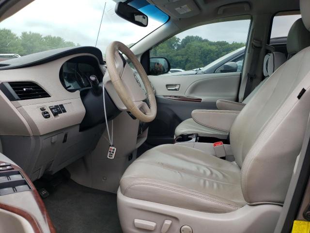 Photo 7 from auction – 2013 TOYOTA SIENNA XLE with VIN 5TDYK3DC2DS289310