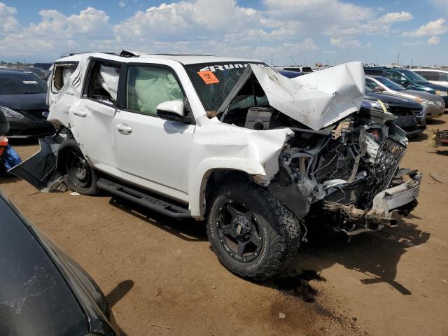 صورة رقم 4 من المزاد - 2015 TOYOTA 4RUNNER SR مع VIN JTEBU5JR7F5207130