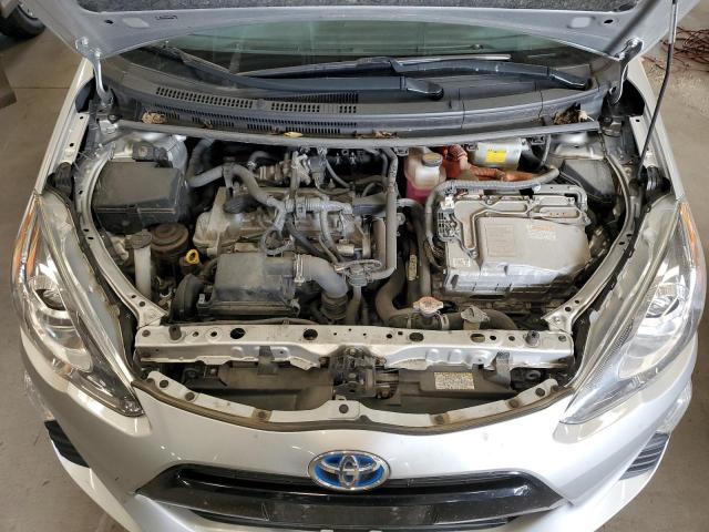 Photo 11 from auction – 2016 TOYOTA PRIUS C with VIN JTDKDTB39G1127291