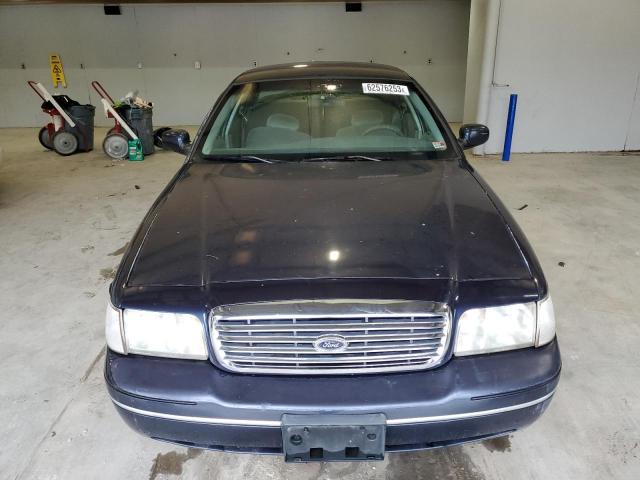 Photo 5 from auction – 2002 FORD CROWN VICT with VIN 2FAFP73W22X146974