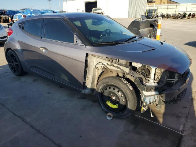 Photo 4 from auction – 2013 HYUNDAI VELOSTER with VIN KMHTC6AD1DU163842