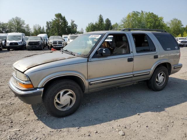 CHEVROLET BLAZER 1999 with VIN 1GNDT13W2X2138434 - Photo from auction