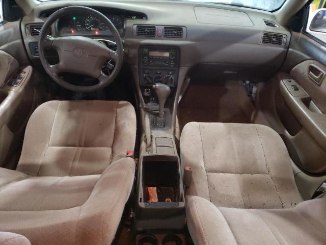 Photo 8 from auction – 2000 TOYOTA CAMRY CE with VIN JT2BG22K8Y0429387