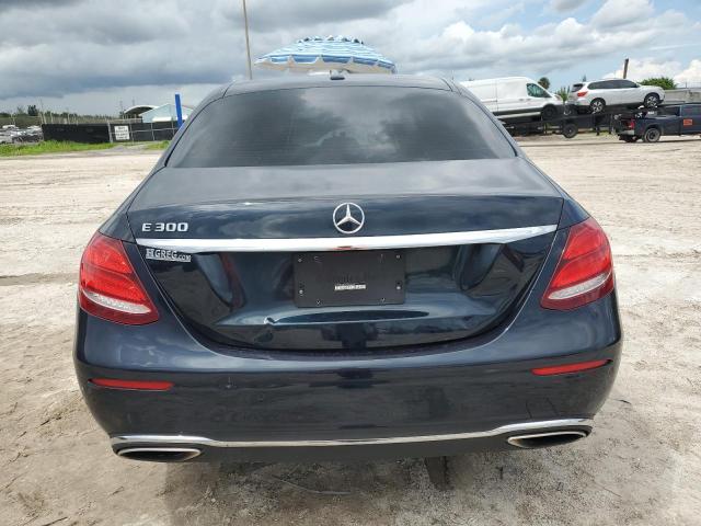 Photo 6 from auction – 2017 MERCEDES-BENZ E 300 with VIN WDDZF4JB7HA072399
