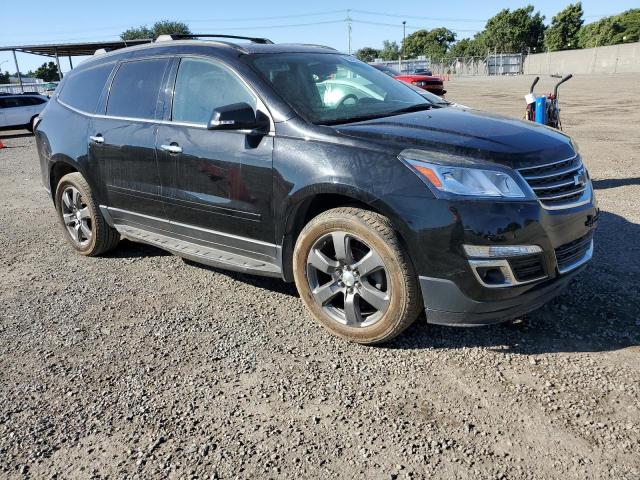 Photo 4 from auction – 2017 CHEVROLET TRAVERSE L with VIN 1GNKRHKD2HJ330331