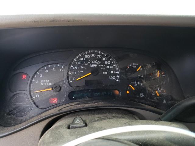 Photo 9 from auction – 2005 CHEVROLET SILVERADO with VIN 1GCEK19B35E248666
