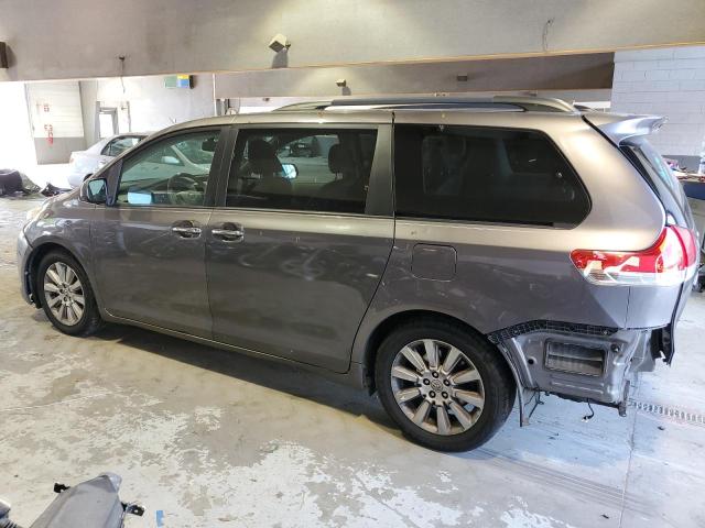 Photo 2 from auction – 2011 TOYOTA SIENNA XLE with VIN 5TDYK3DC7BS057315