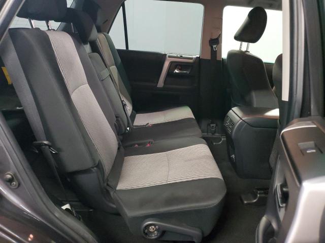 Photo 11 from auction – 2022 TOYOTA 4RUNNER SR with VIN JTEEU5JR8N5253643