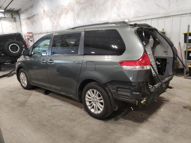 Photo 2 from auction – 2013 TOYOTA SIENNA XLE with VIN 5TDYK3DC8DS283950