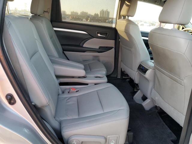 Photo 11 from auction – 2014 TOYOTA HIGHLANDER with VIN 5TDKKRFH1ES012411