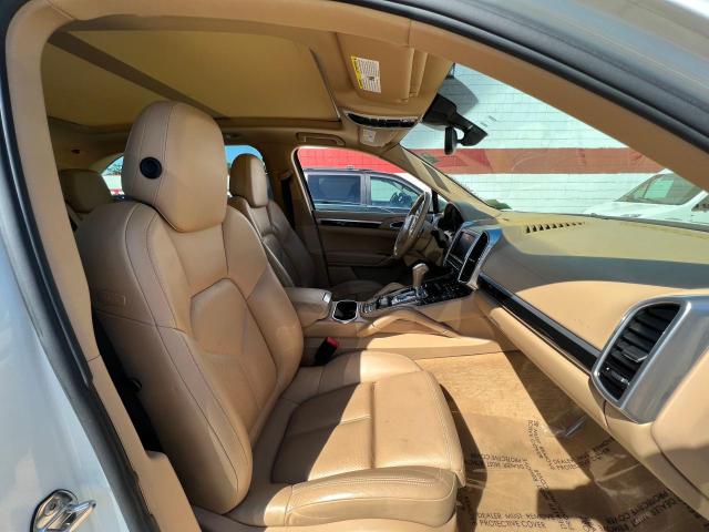 Photo 5 from auction – 2011 PORSCHE CAYENNE S with VIN WP1AB2A23BLA48229