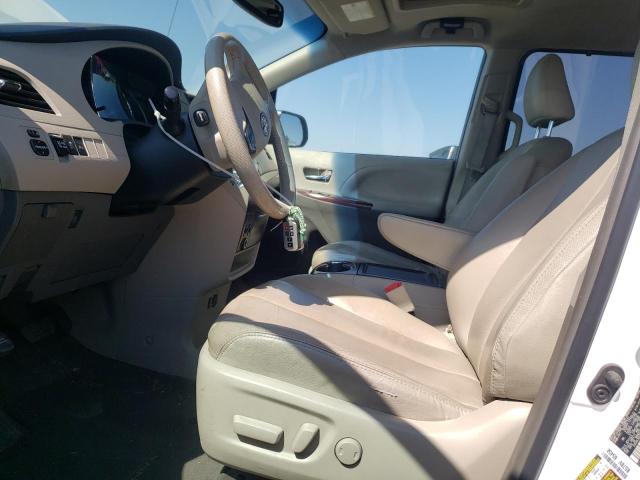 Photo 7 from auction – 2014 TOYOTA SIENNA XLE with VIN 5TDYK3DC9ES505302