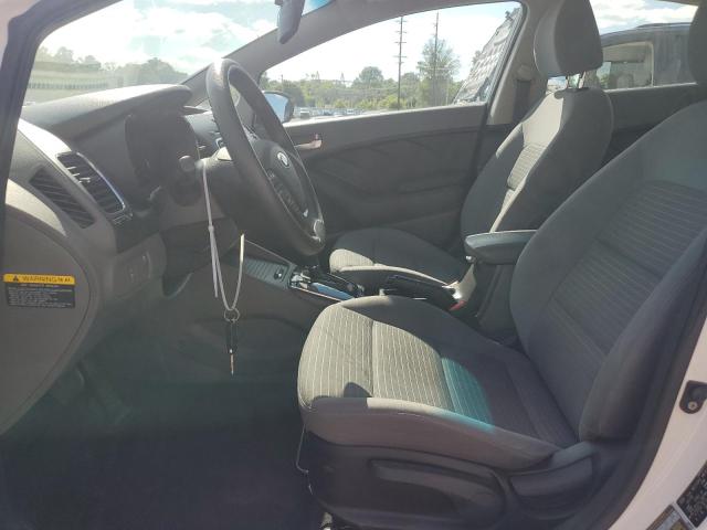 Photo 7 from auction – 2017 KIA FORTE LX with VIN 3KPFL4A77HE066519