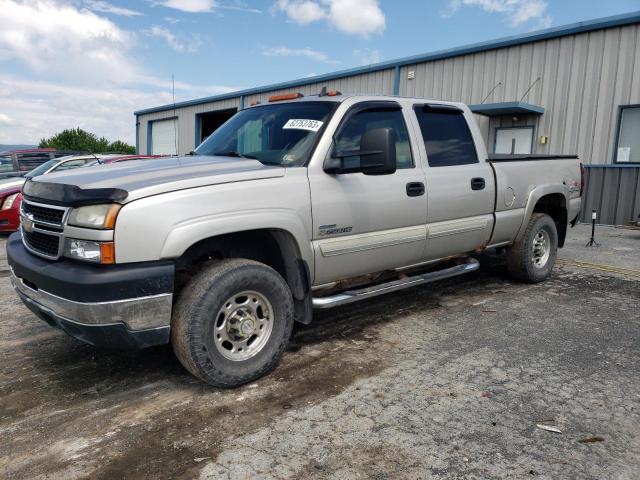 CHEVROLET SILVERADO 2006 with VIN 1GCHK23D96F236661 - Photo from auction