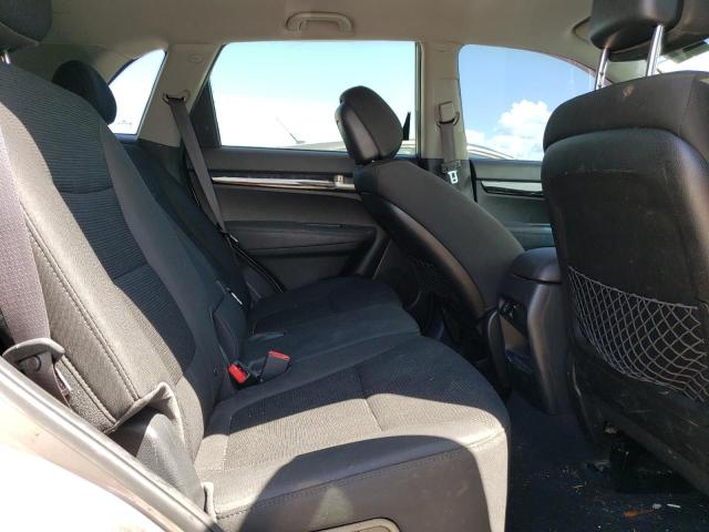 Photo 11 from auction – 2015 KIA SORENTO LX with VIN 5XYKT4A78FG608936